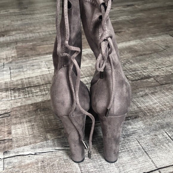 NWOT Catherine Malandrino grey booties size 8 - Picture 3 of 6